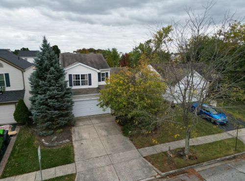 7709 Waggoner Chase Blvd, Blacklick OH  43004-9191 exterior