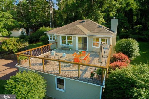 1459 Rupp Ln, Upper Black Eddy, PA 18972-9770
