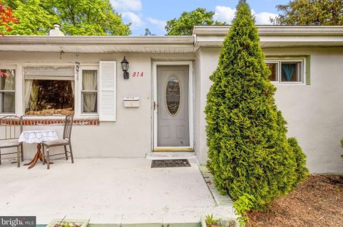 814 James Ave, Riverton, NJ 08077-1914