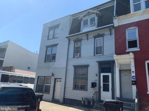1409 Vernon St, Harrisburg, PA 17104-1182