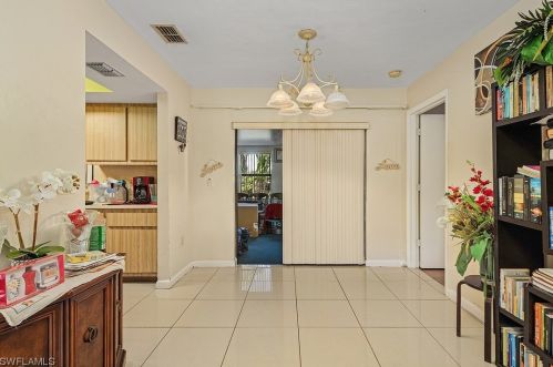 615 Lhommedieu St, Lehigh Acres, FL 33936-7527