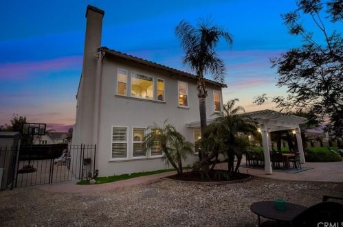 5391 Evening Sky Dr, Simi Valley CA  93063-5744 exterior