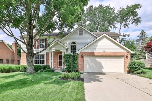 11 Curry Ln, Milford, OH 45150-1893