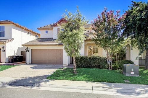 11852 White Rain Way, Rancho Cordova CA  95742-8003 exterior