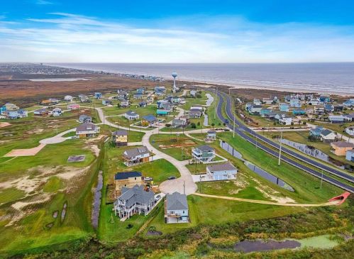 25255 Sausalito Dr, Galveston TX  77554-6910 exterior