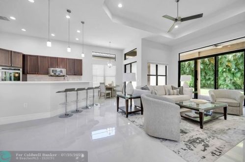 8178 Hutchinson Ct, Delray Beach FL  33446-5679 exterior