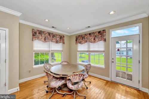 24 Chamber Ln, Columbus NJ  08022-2313 exterior