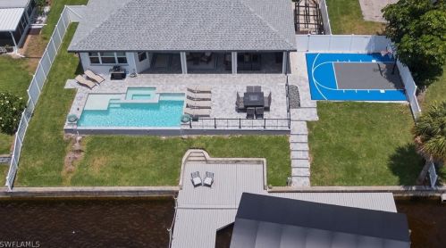 3926 12th Ave, Cape Coral, FL 33904-7946