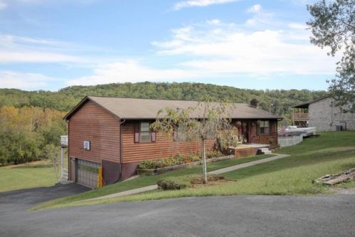 2922 Grove Rd, Mascot, TN 37806-1411