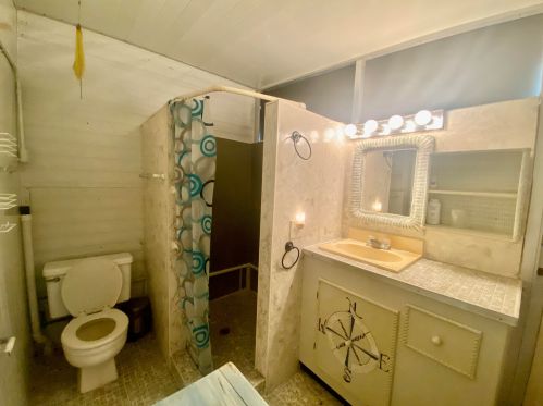 11055 Federal Hwy, Hobe Sound FL  33455-5167 exterior