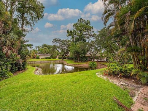 179 Bears Paw Trl, Naples, FL 34105-3132