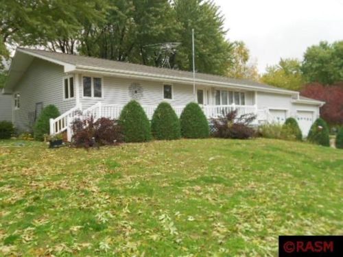 201 Jay St, Elmore, MN 56027-3303