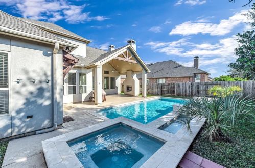20523 Delta Lake Dr, Richmond, TX 77406-1993