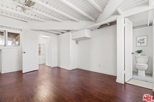 2083 Hanscom Dr, South Pasadena CA  91030-4011 exterior