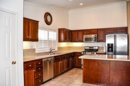 1265 Larkspur Ln, Beaumont CA  92223-2091 exterior