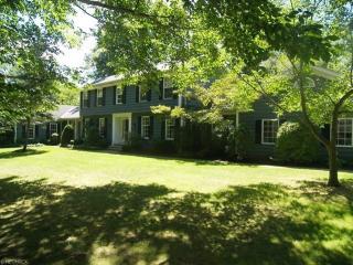 16270 Lucky Bell Ln, Newbury, OH 44065-9152