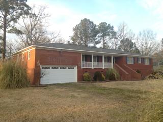 134 Warren Ln, Belhaven, NC 27810-9576