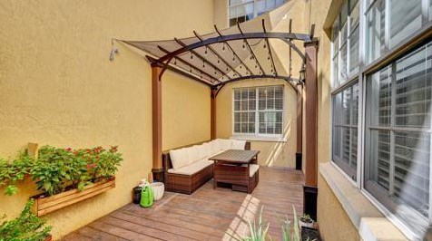402 25th Ave, Boynton Beach FL  33426-8790 exterior