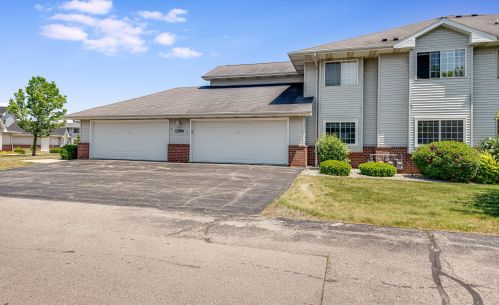 1284 Village Centre Dr, Kenosha WI  53144-7271 exterior
