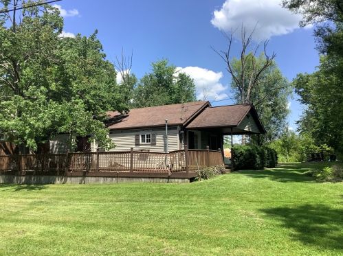 5 9th Ave, Greenville, PA 16125-1245