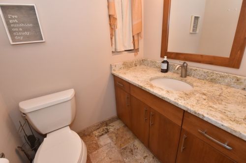 8801 Hart Dr, Waterford WI  53185-1364 exterior