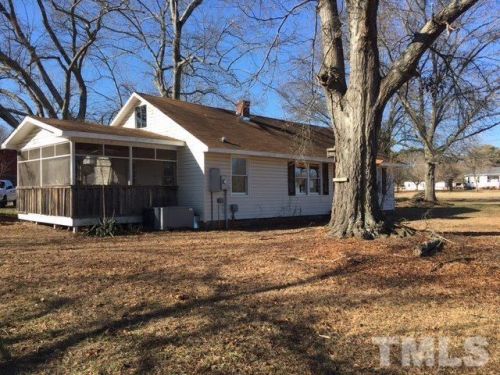 4619 Lemon Heights Dr, Sanford NC  27332-8805 exterior