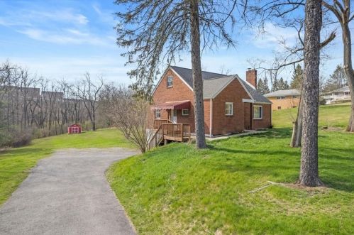2553 Nicholson Rd, Sewickley, PA 15143-8502