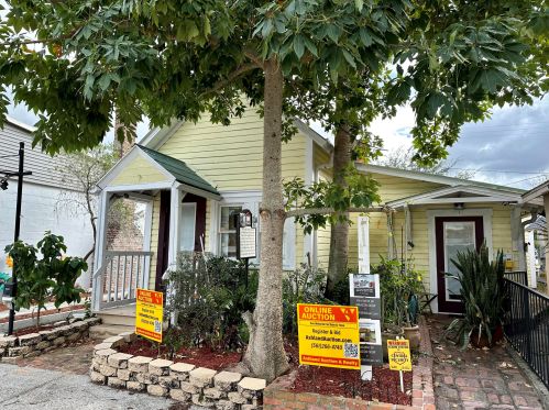 22 Main St, Avon Park Lakes, FL 33825-3943
