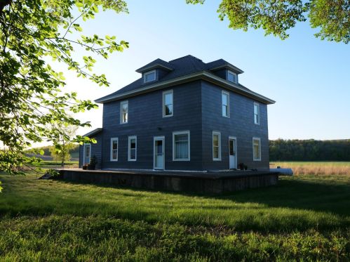 1321 Sand Rd, Pepin, WI 54759