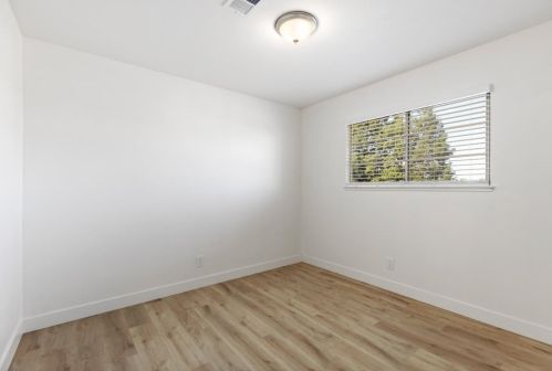 1238 Steven Dr, West Pittsburg CA  94565-6415 exterior