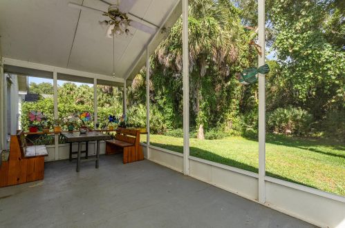 6682 Fawn Rdg Dr, Melbourne FL  32940-6853 exterior