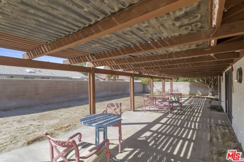 67425 Medano Rd, Cathedral City CA  92234-3442 exterior