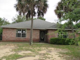 5801 Louisville Ave, Pensacola, FL 32526-1827