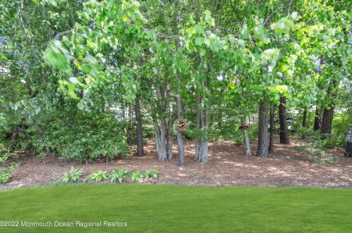 2 Campion Ct, Bricktown NJ  08724-1909 exterior