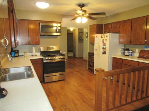 216 County Road A, Stetsonville, WI 54480-9552
