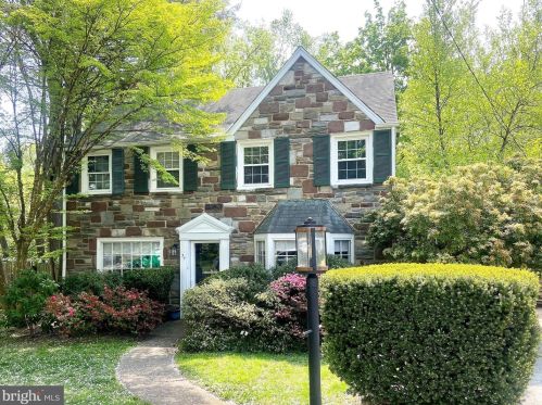 34 Levering Cir, Cynwyd, PA 19004-2610