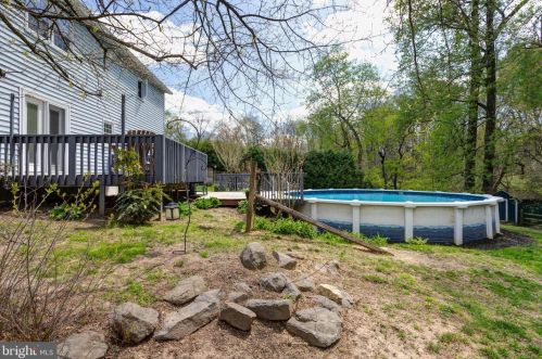 1942 Bergdoll Ave, Boothwyn PA 19061-2618 exterior