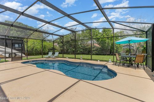 5090 Winchester Dr, Titusville FL  32780-6773 exterior
