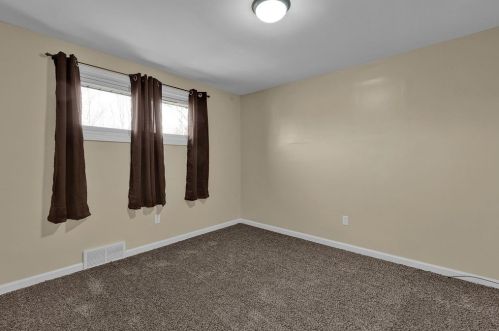 259 Concord Circle Rd, Beaver Falls PA  15010-8528 exterior