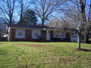 4516 Robindale Dr, Knoxville, TN 37921-3124