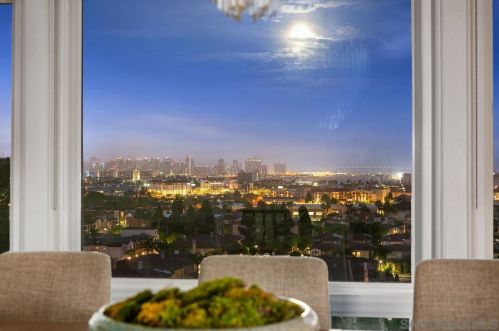 2125 Locust St, San Diego CA  92106-1622 exterior