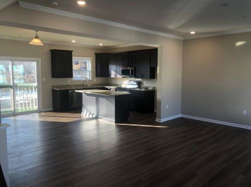 162 Lockheed Dr, Moon Twp, PA 15108-2406