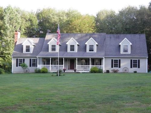 31 Quinns Hl Rd, Killingly CT  06241-1410 exterior