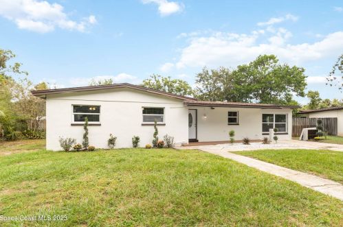 2426 Clemson Dr, Cocoa, FL 32926-5632