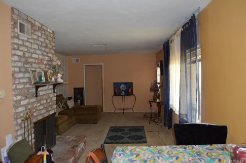 233 Nugent St, Lancaster, CA 93534-3623
