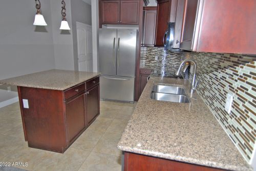 3278 Orchid Ln, Gilbert, AZ 85296-7372
