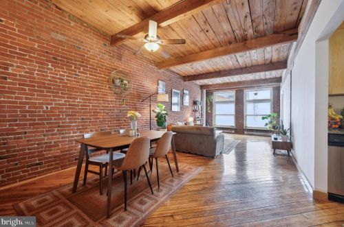 12224 Chestnut St, Philadelphia, PA 19106-2905