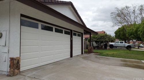 711 Montrose St, Rialto CA  92376-7820 exterior