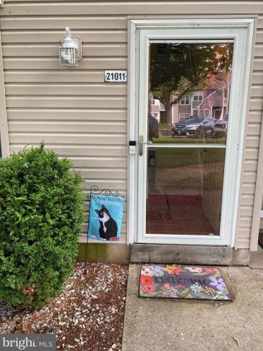 21011 Bennett Pl, Southampton, PA 18966-5518