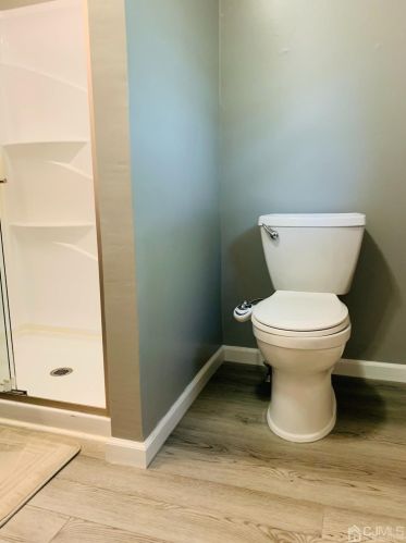 3 Highview Dr, Woodbridge NJ  07095-3905 exterior